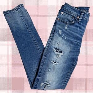 American Eagle AirFlex 350 Light/Medium Wash Distressed Skinny Jeans | 29 x 32